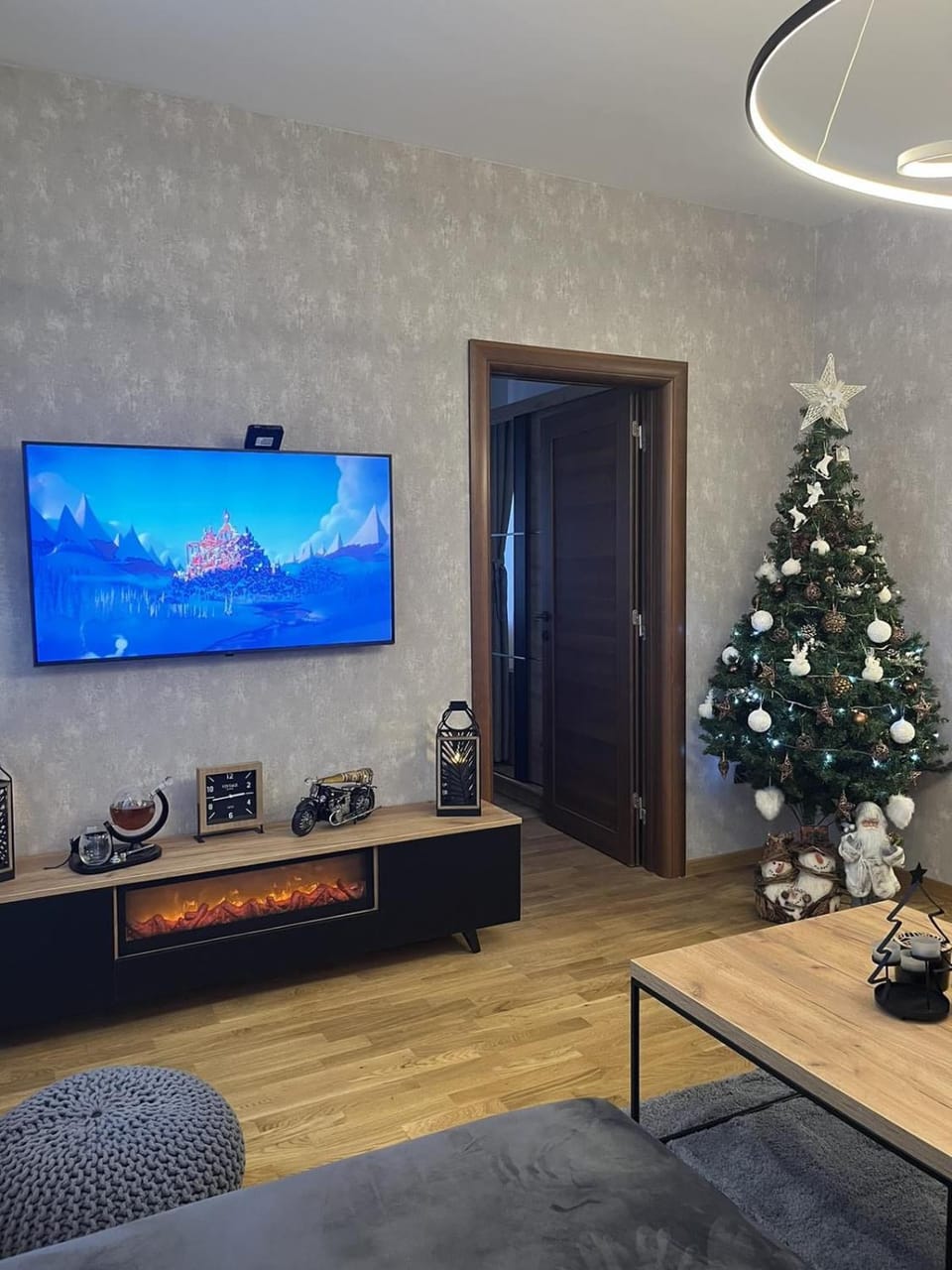 TV and multimedia, Living room, Seating area