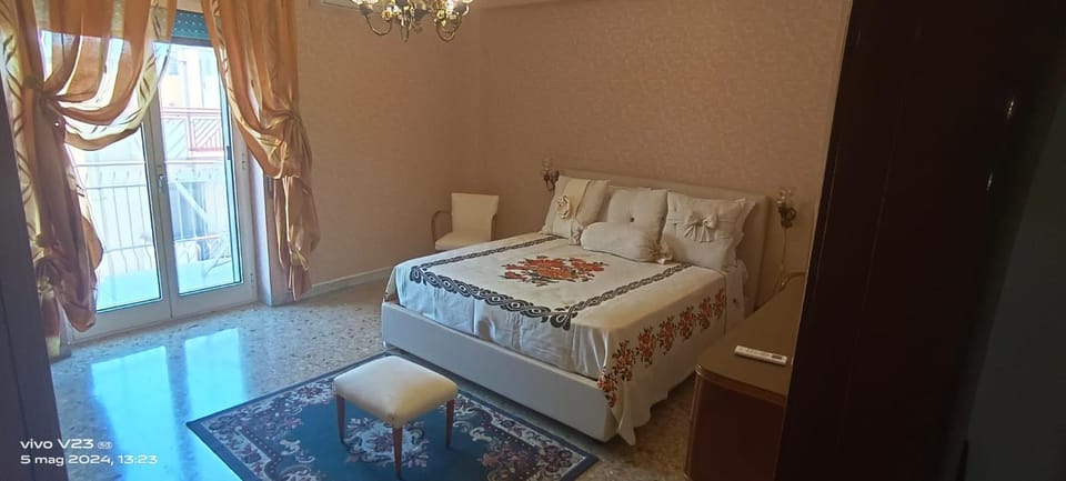 Bedroom, wardrobe