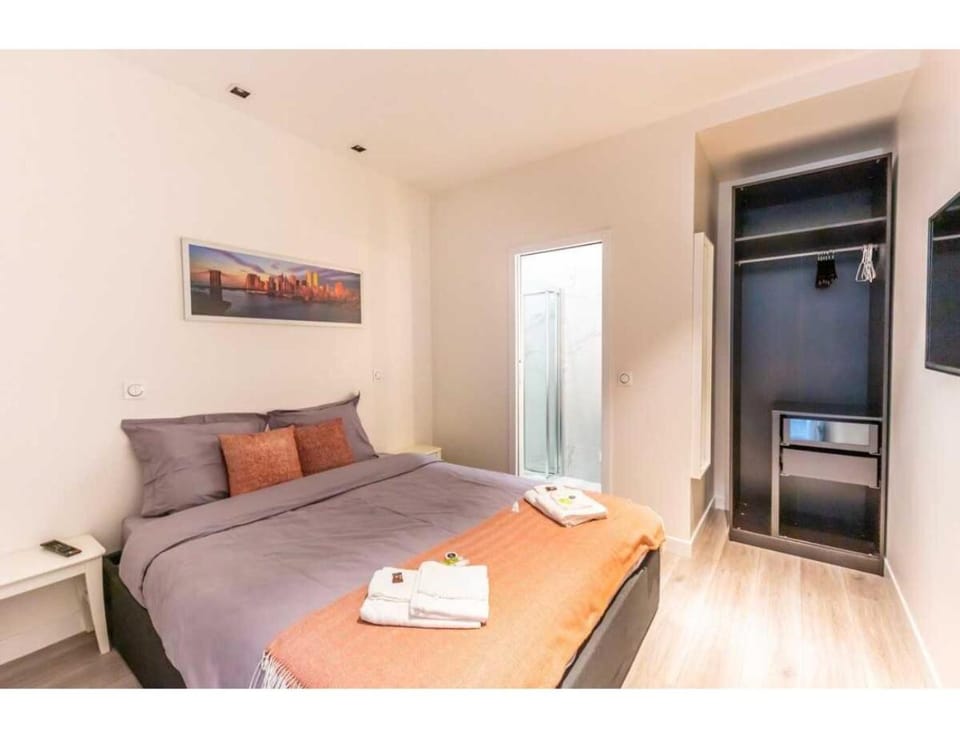 Spacious apartment - 3BR-8P - Place de la Bastille Apartment in Paris