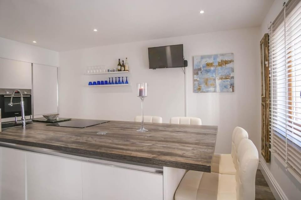 Summer Breeze Apartment, in the Historic Centre of Lagos Apartment in Lagos