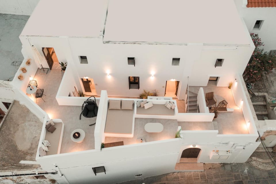 Property building, View (from property/room)