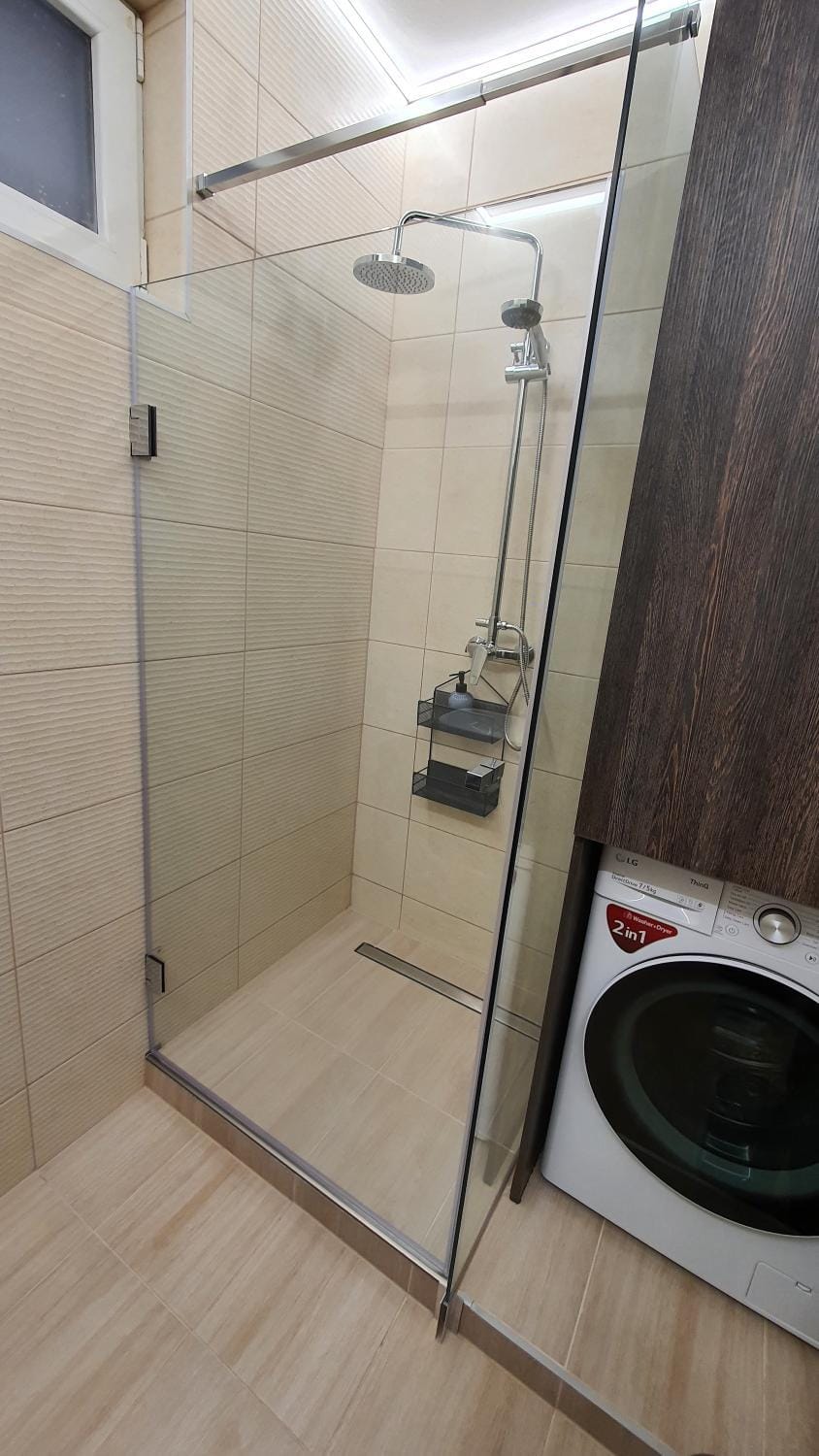 Shower, Bathroom, washing machine, dryer
