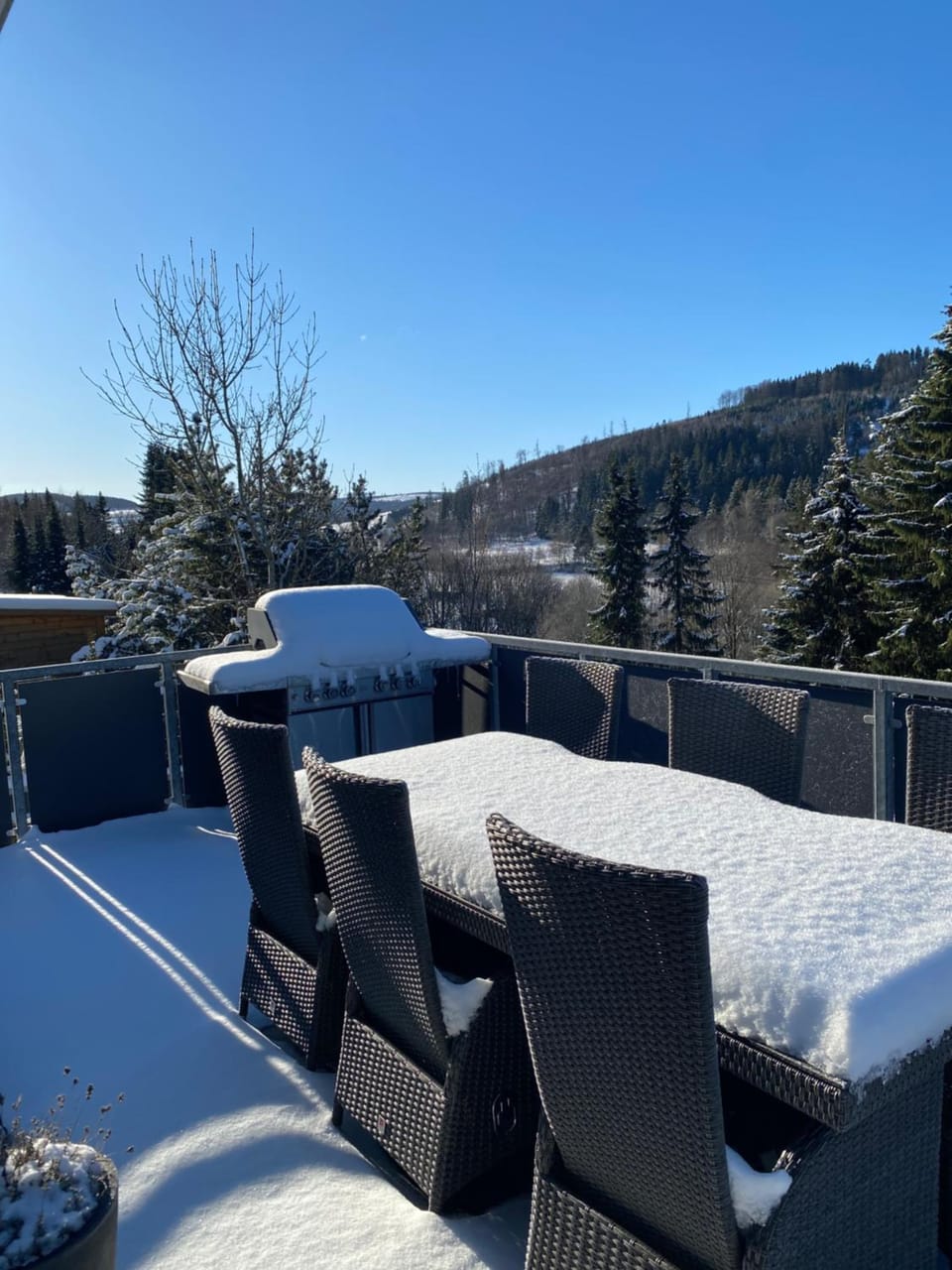 Winter, Balcony/Terrace, Seating area, Mountain view