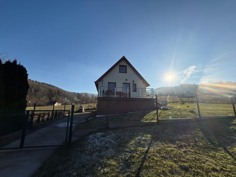 Property building, Spring, Day, Natural landscape, Mountain view