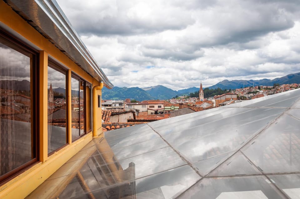 Property building, Day, Mountain view