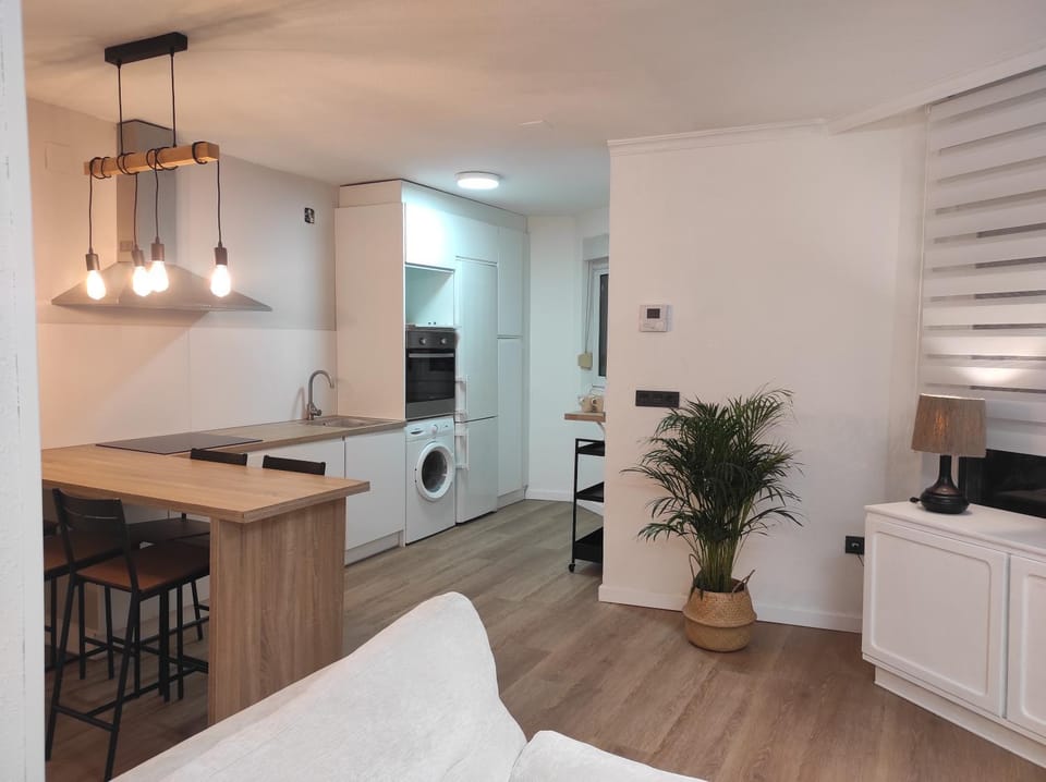 Centro playa, apartamento con garaje Apartment in Gijón