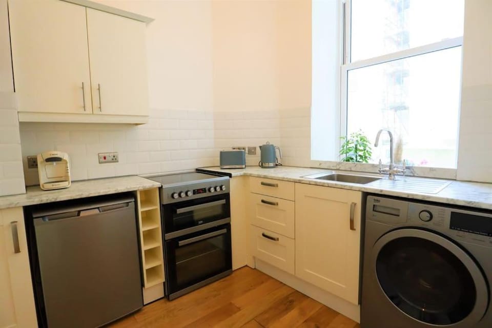 Seagulls Nest- stylish 1 bed seafront apartment Apartment in Hastings