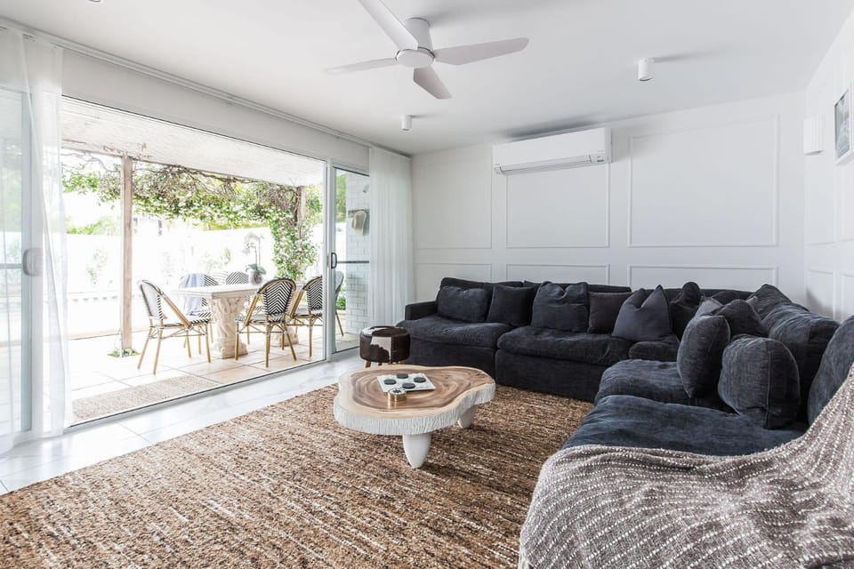 One Marola is stylish privacy in paradise Villa in Noosa Heads