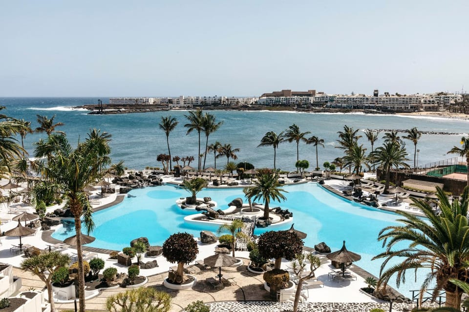 Garden, View (from property/room), Beach, Sea view, Swimming pool
