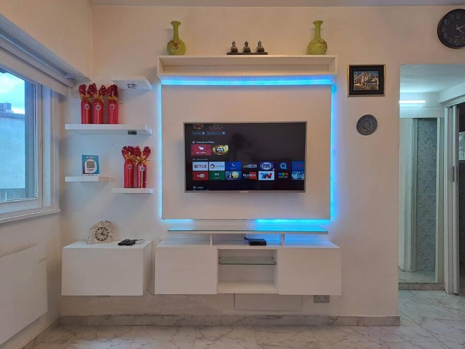 TV and multimedia, Lounge or bar