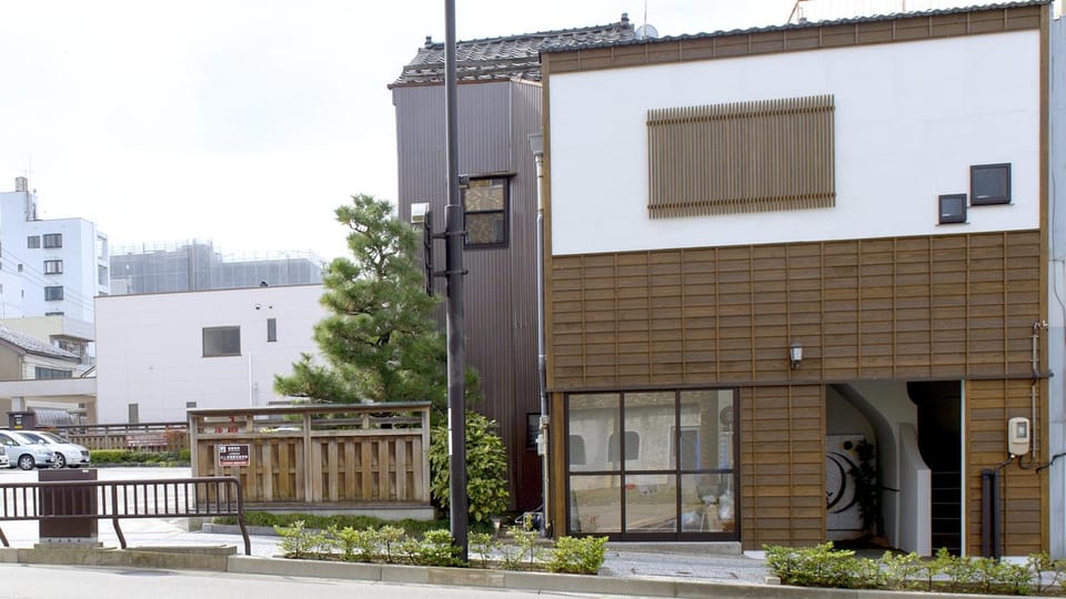 Property building, Parking