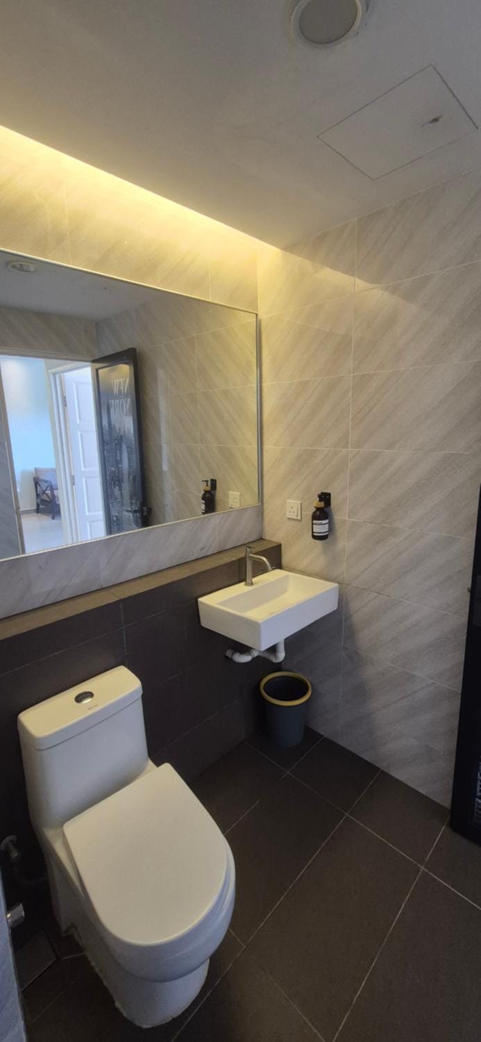 Sri Sayang Home Stay Apartment in Batu Ferringhi, Penang, Malaysia