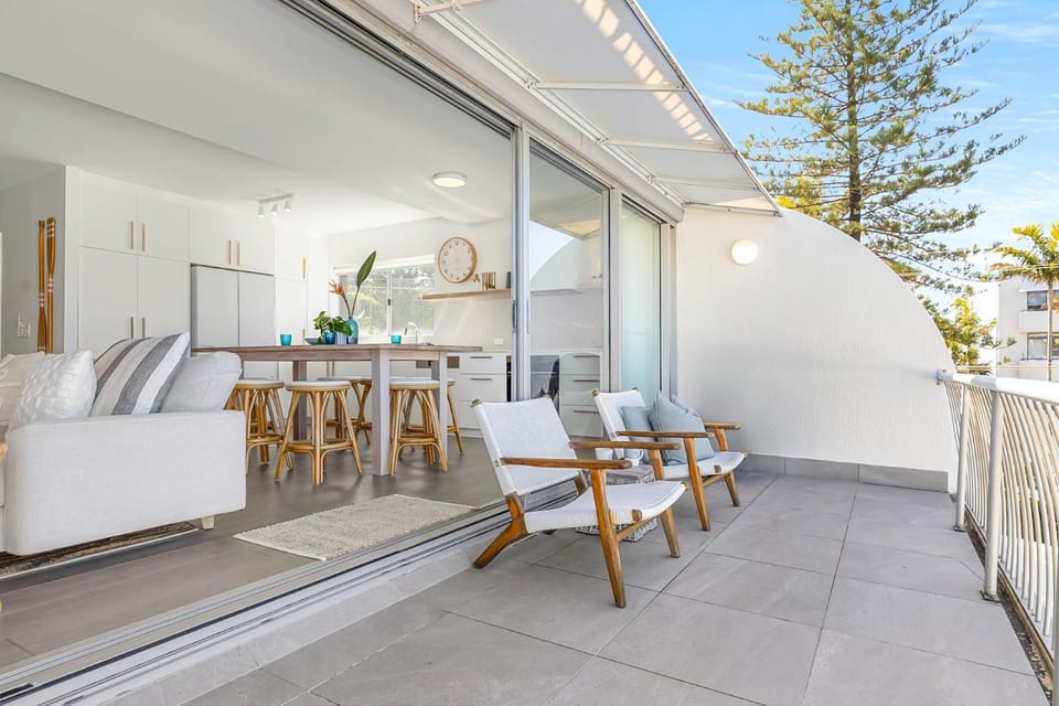 The Coastal Retreat Ocean is the best location and has ocean views Apartment in Noosa Heads