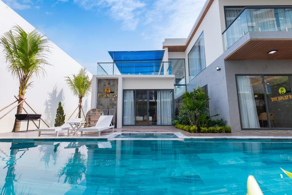 Palm Villa 38 : 5 Bedroom Bida Aria resort Villa in Vung Tau