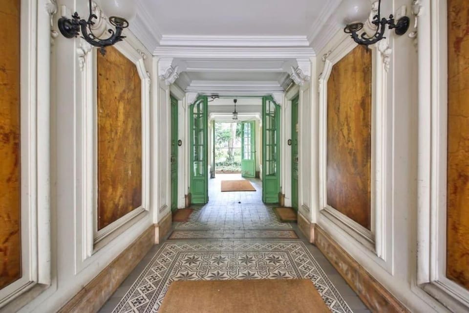 Charming Studio superb location in 7th district Paris Apartment in Paris