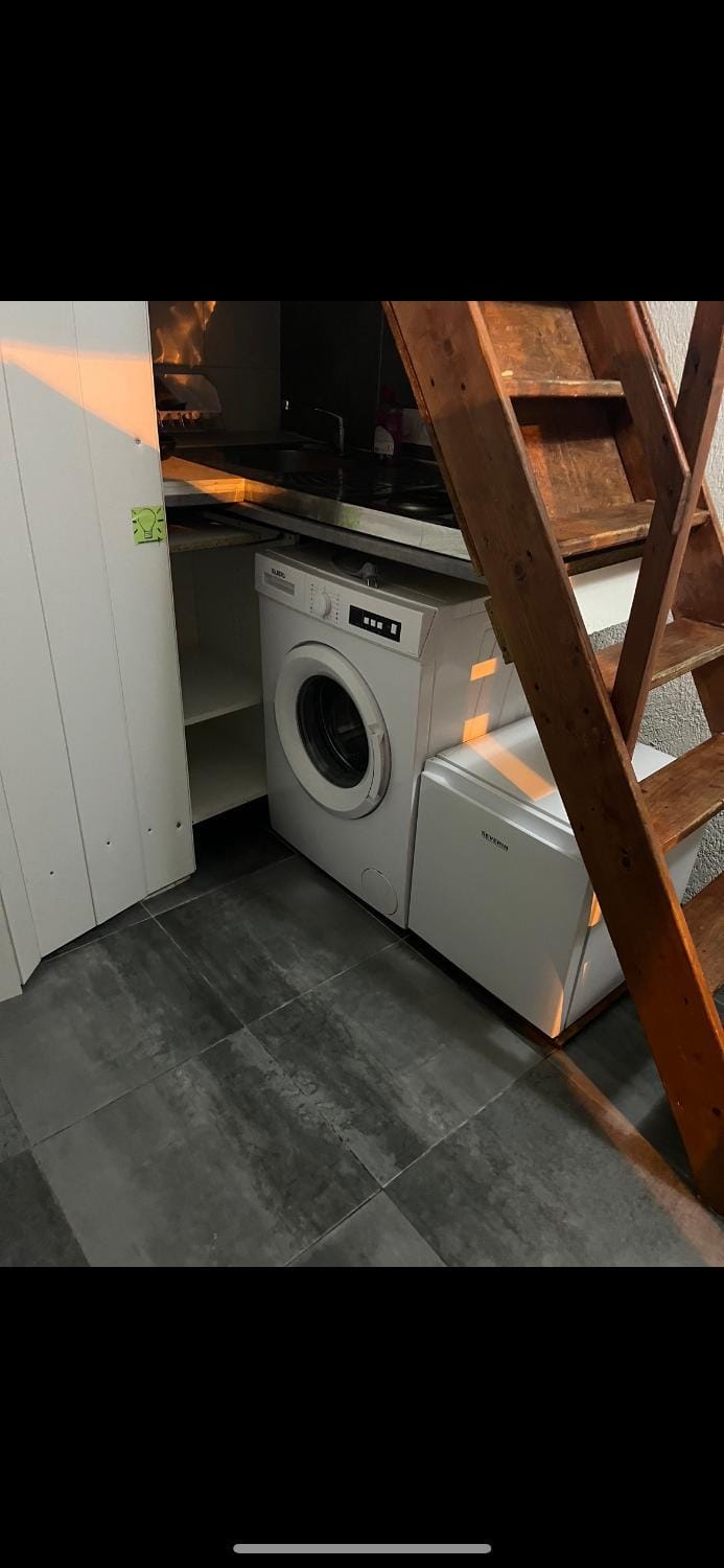 Studette indépendant climatisé Apartment in Marseille