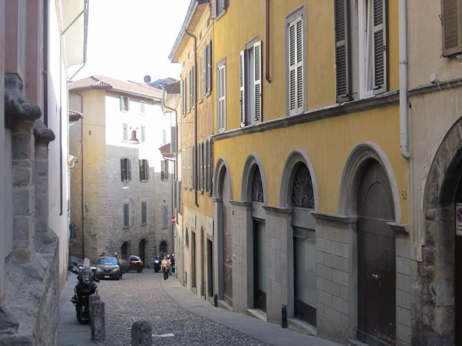 Casa LALLA in centro storico a Bergamo House in Bergamo