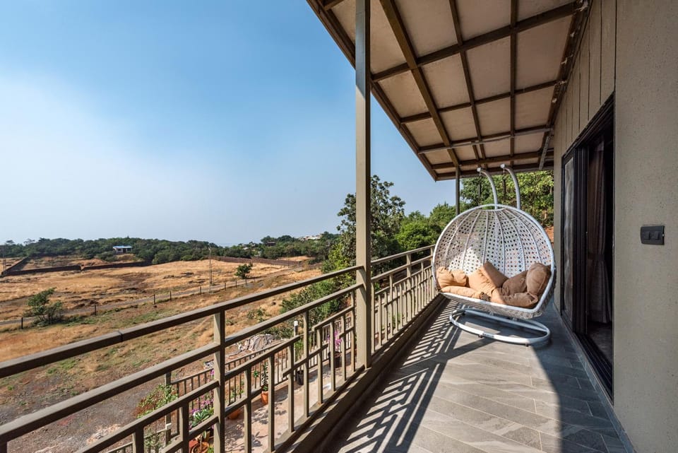 Patio, Day, Natural landscape, View (from property/room), Balcony/Terrace, Garden view, Garden view, Mountain view, Mountain view