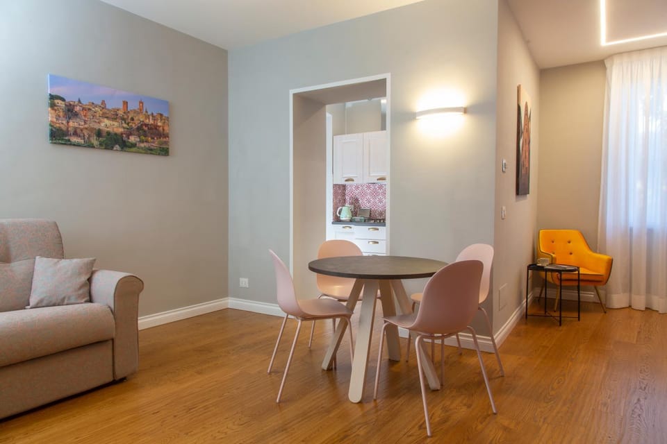 Communal lounge/ TV room, TV and multimedia, Dining area, washing machine