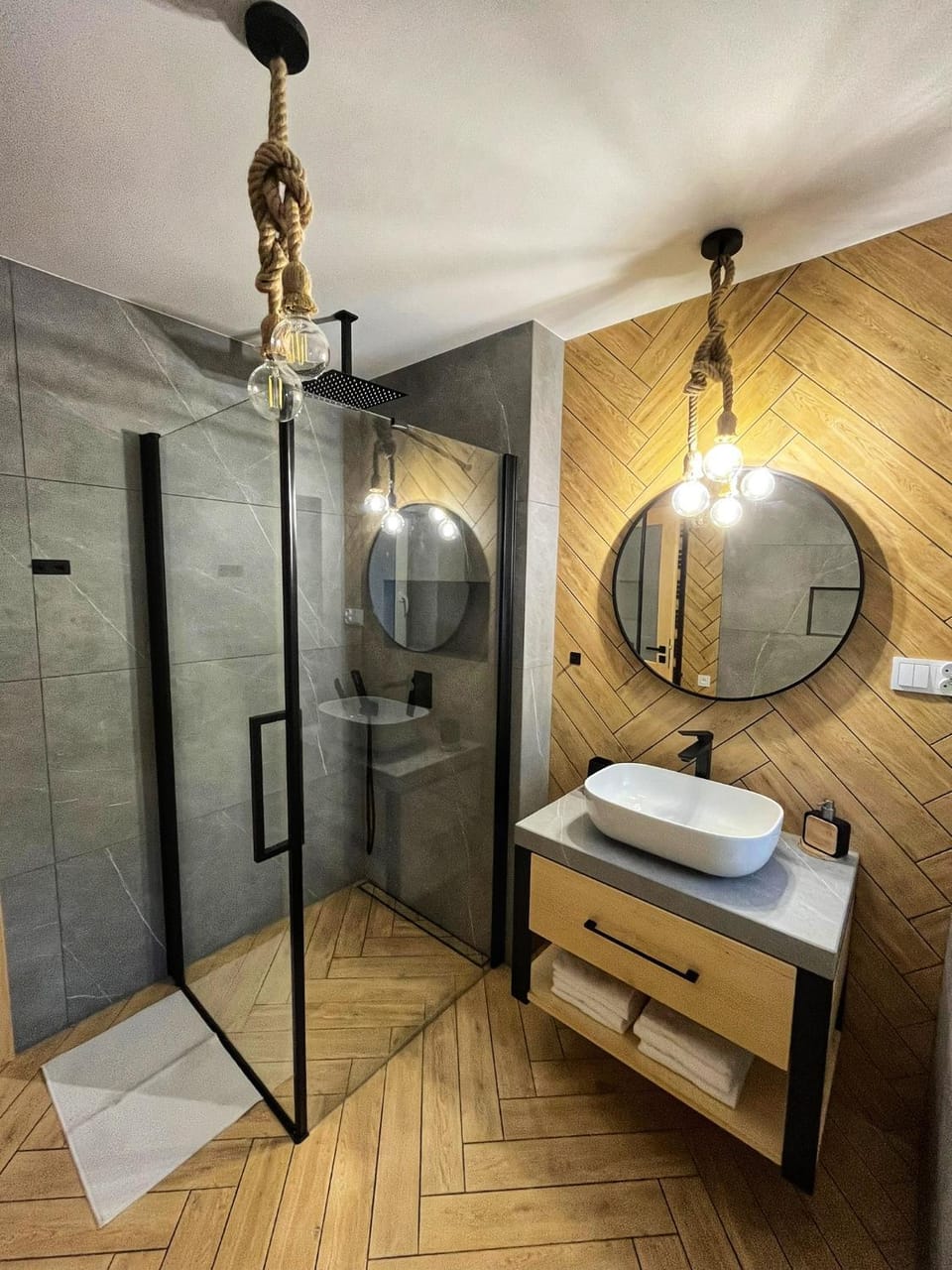 Shower, Bathroom