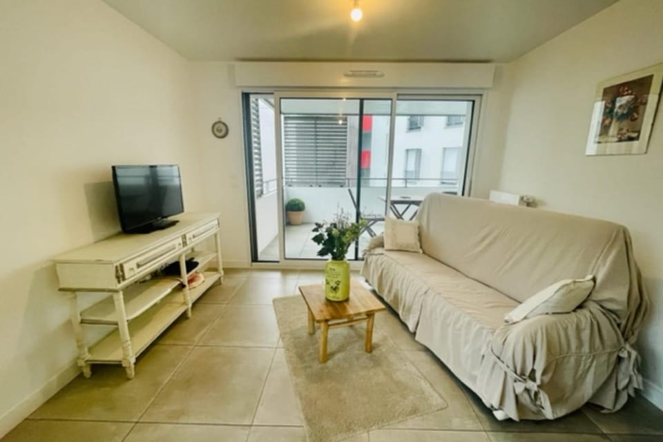 Nice 66m with terrace in La Rochelle Apartment in La Rochelle