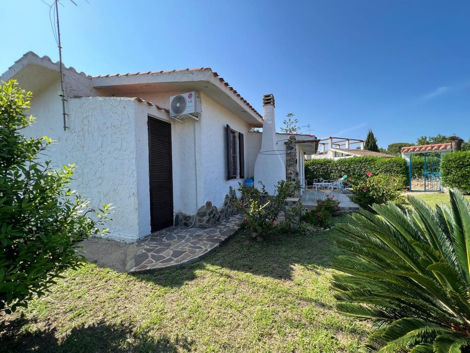 Property building, Garden view