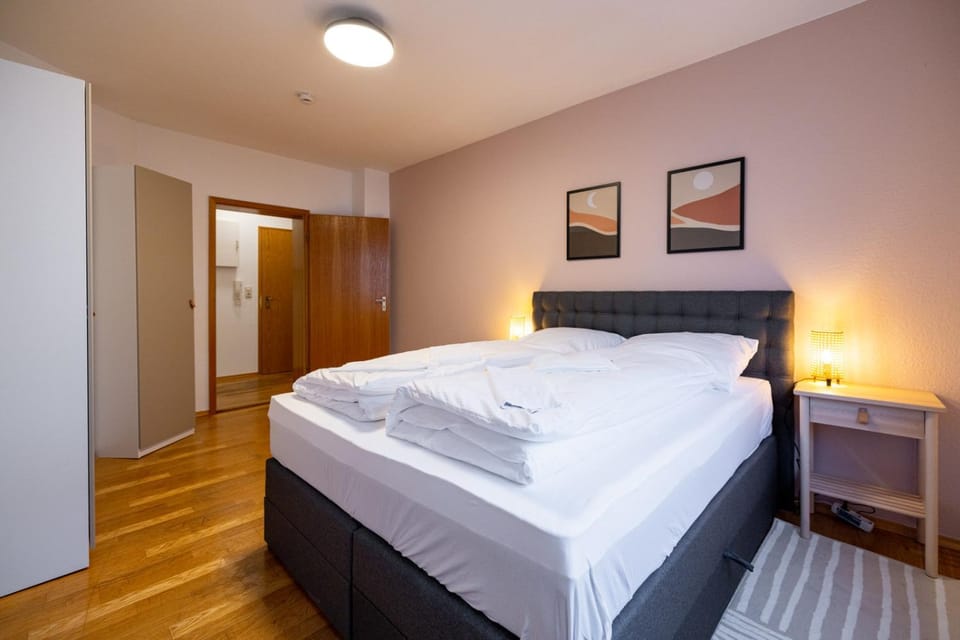 Bed, Photo of the whole room, Bedroom, towels, wardrobe