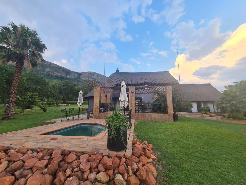 Garden, Swimming pool