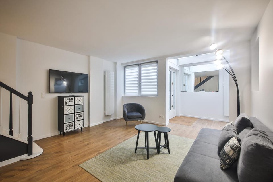 2.Luxueux Duplex 6/8pers/Full Equipped/République Apartment in Paris