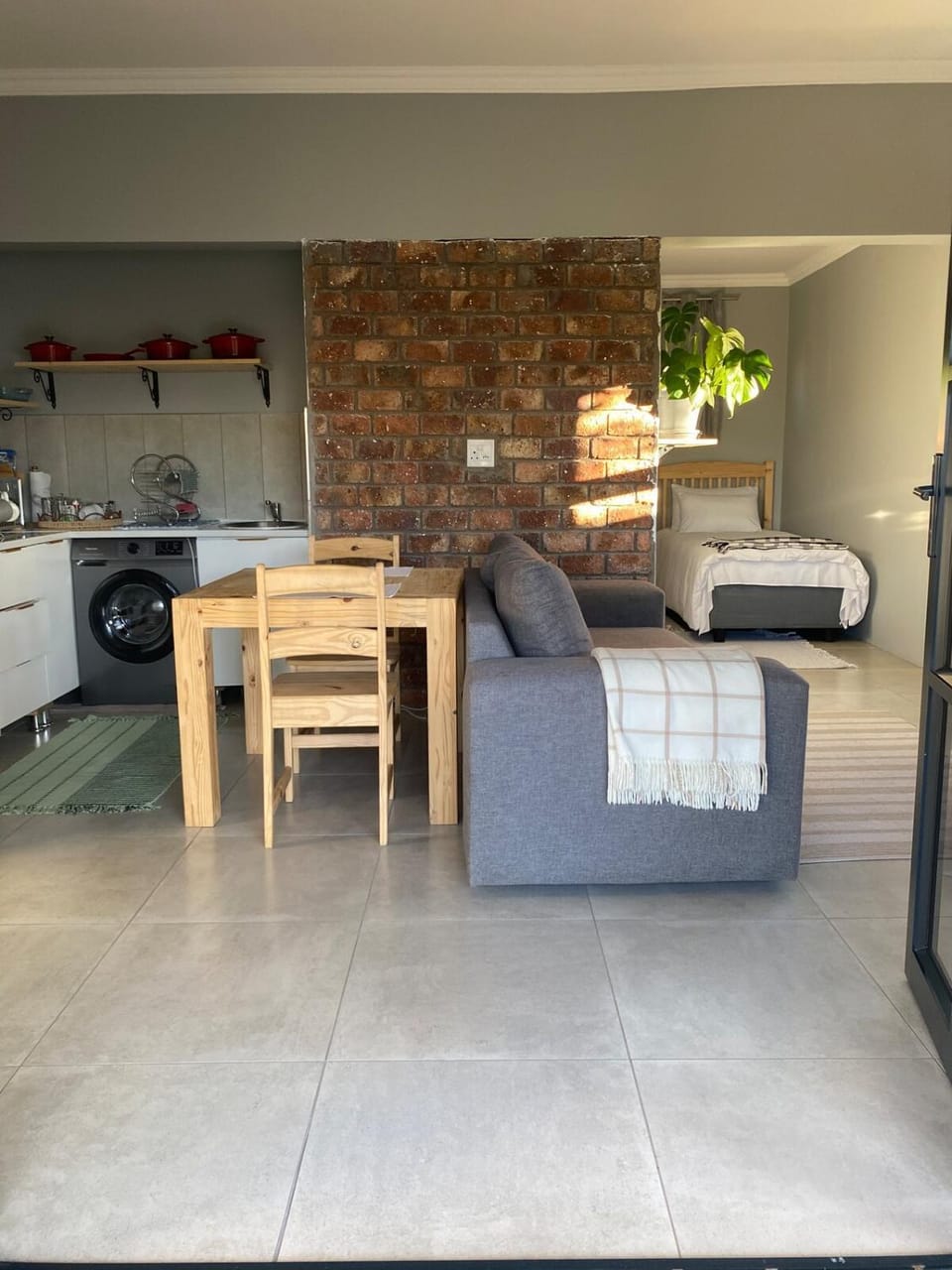 Pule's Home & Studio Apartments Apartment in Africa