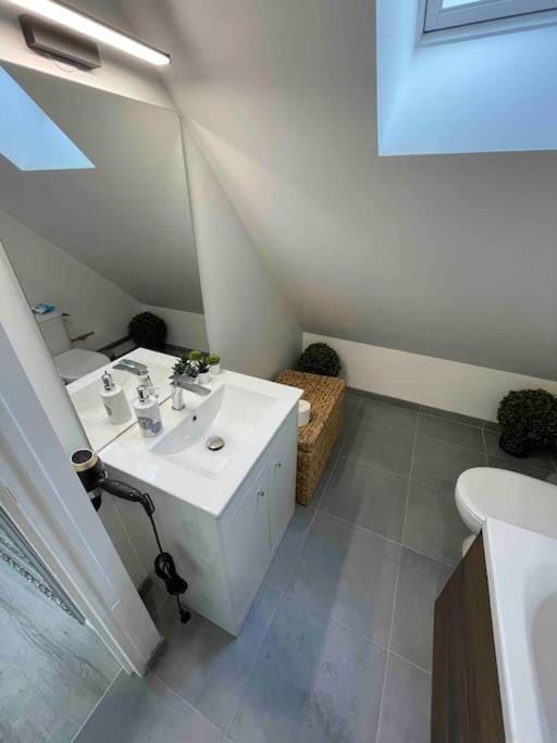 Le Bel Vue Apartment in Île-de-France