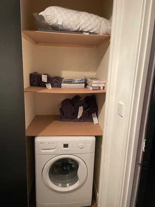 Stunning Central Apartment With Free Parking Apartment in Sheffield