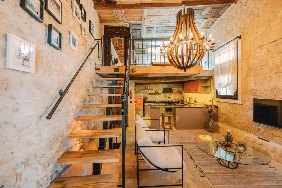 TV and multimedia, Living room, Photo of the whole room, Seating area