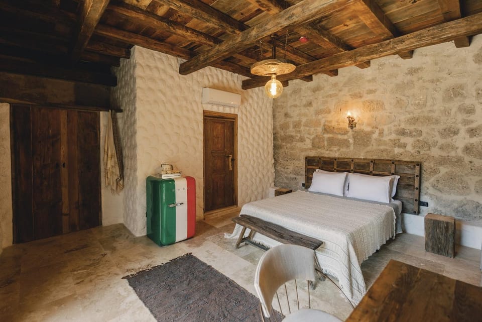 Bed, Photo of the whole room, Bedroom, Pool view