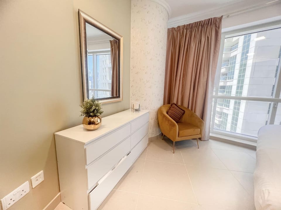 Bedroom, hair dresser