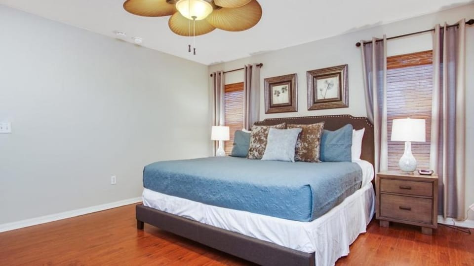 Tranquil Hideaway at Sandy Ridge home Villa in Loughman