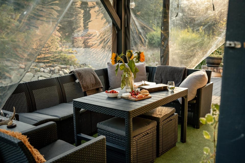 Garden, Balcony/Terrace