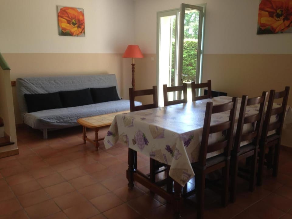 Les romarins House in Aups