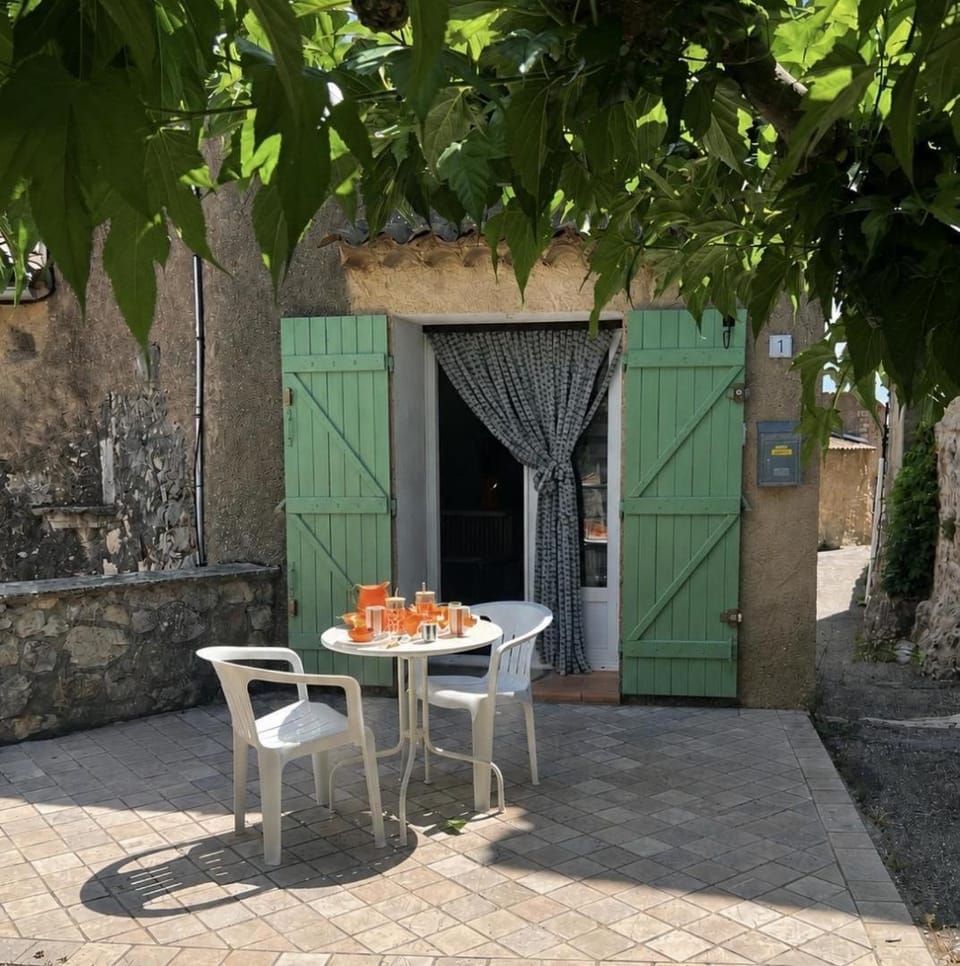 Le porche House in Aups