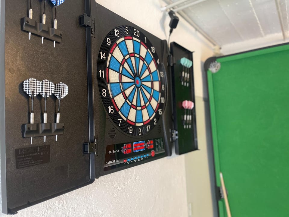 Billiard, Darts