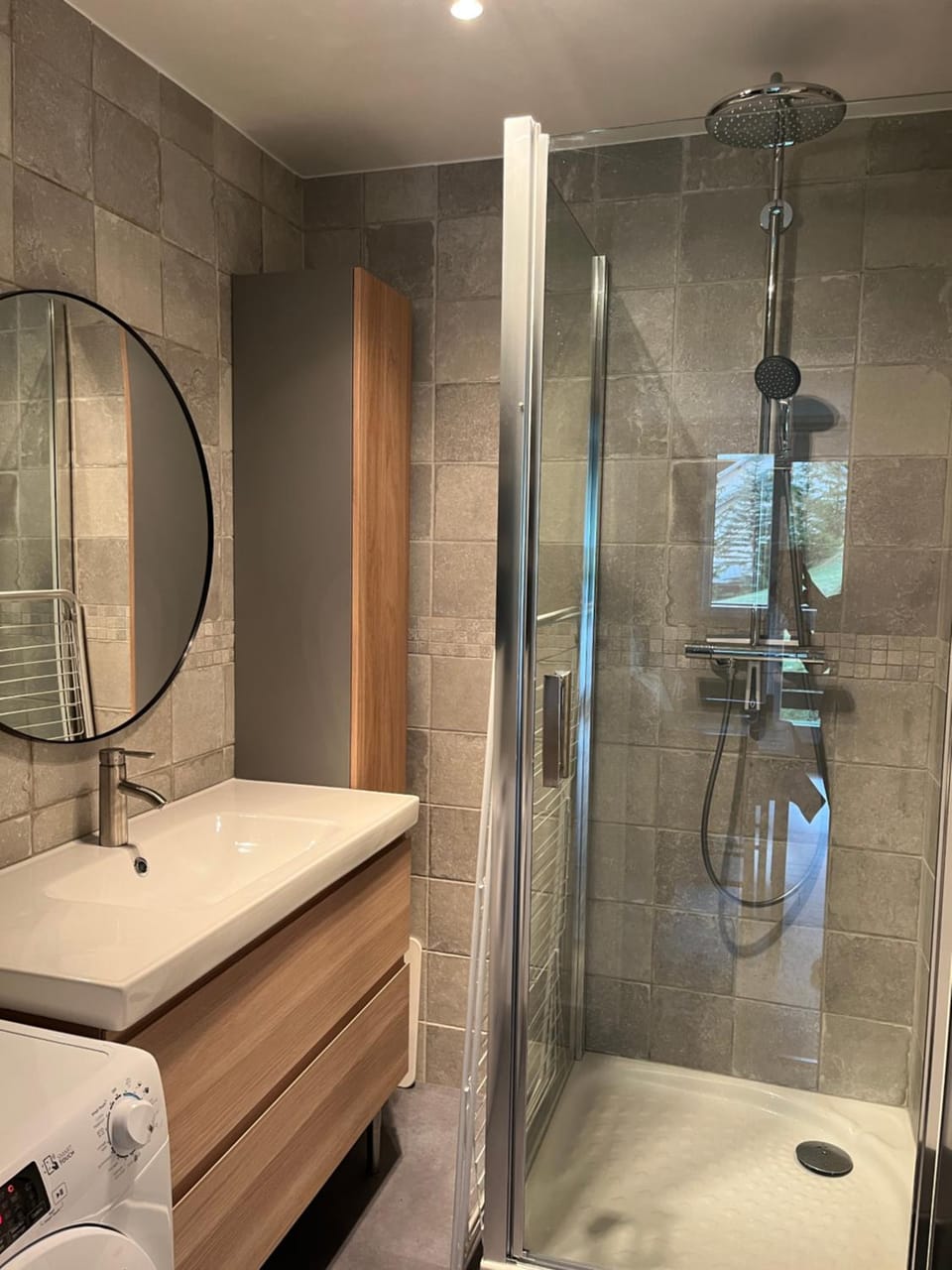 Shower, Bathroom, hair dryier, washing machine