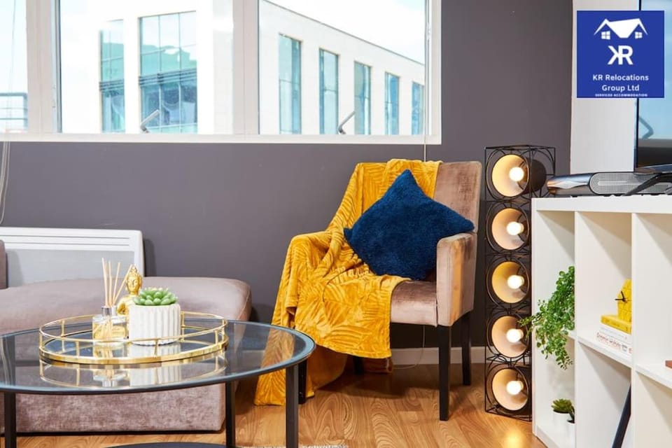 LS1 Perfect for Business Travellers & Relocation - 4 Beds, 2 Bath - Free WiFi - Monthly Offers, Corporate Relocations Apartment in Leeds
