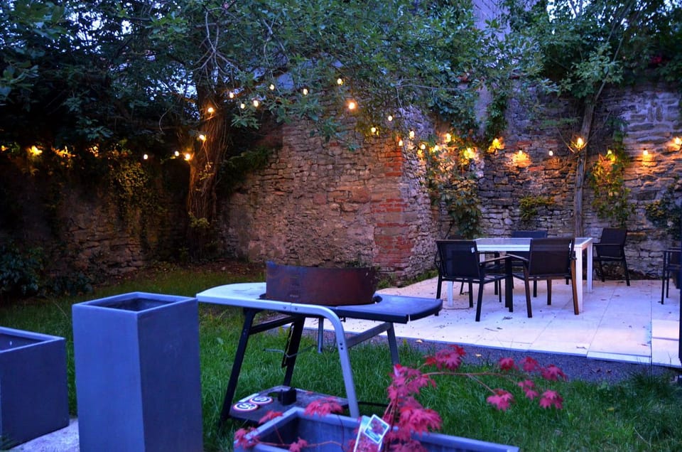 Patio, Garden, Balcony/Terrace, Garden view
