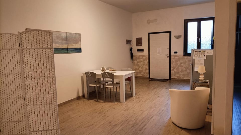 Intero alloggio, Binario 18 Apartment in Brindisi