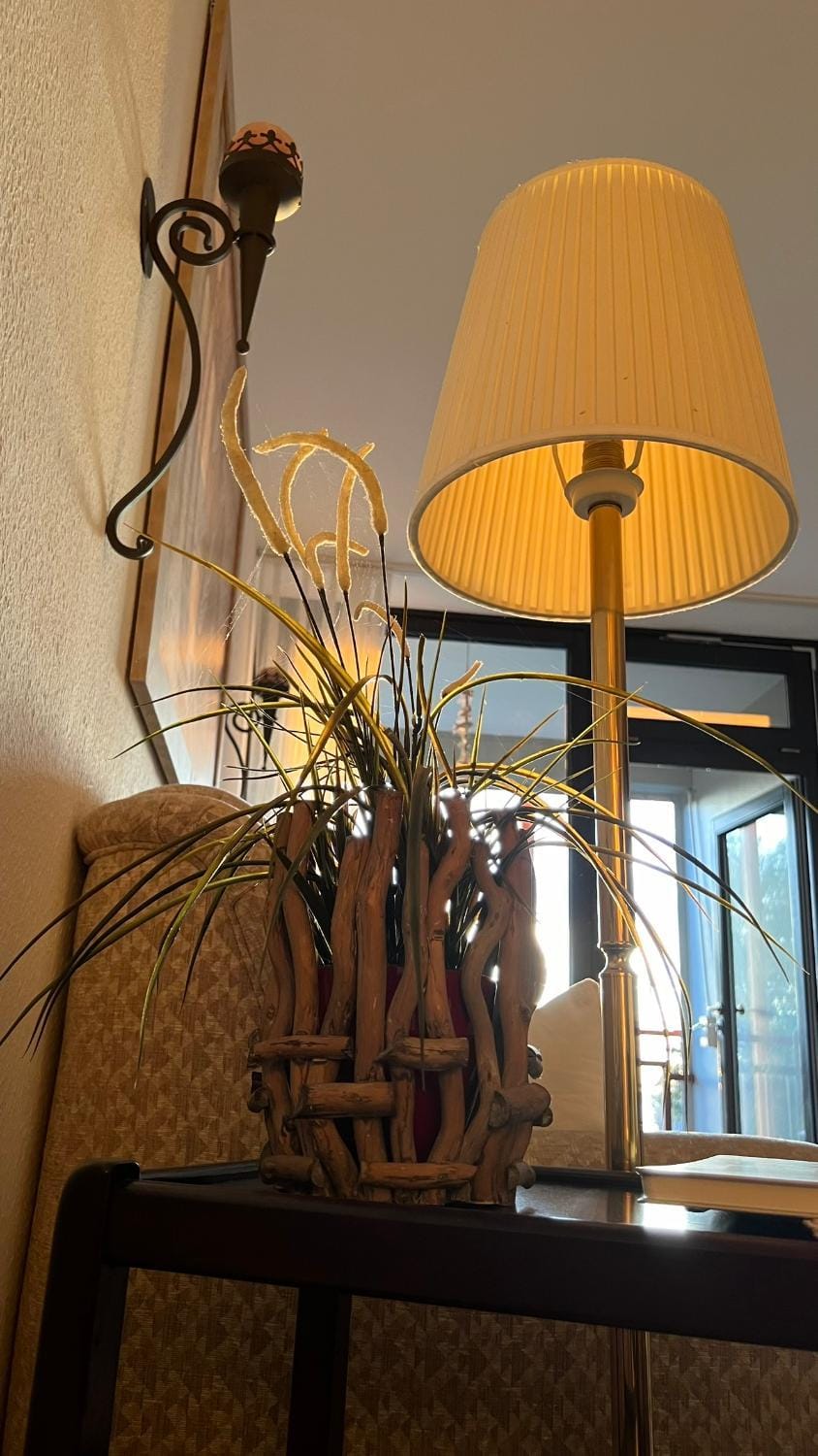 Living room, Decorative detail