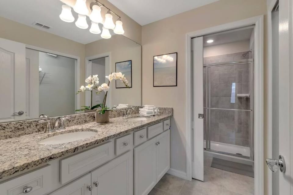 5bd 4.5bth Resort Villa w/ Pool - 20mins to Disney House in Four Corners