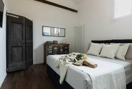 RED Appartamento immerso tra le mura bolognesi Apartment in Bologna