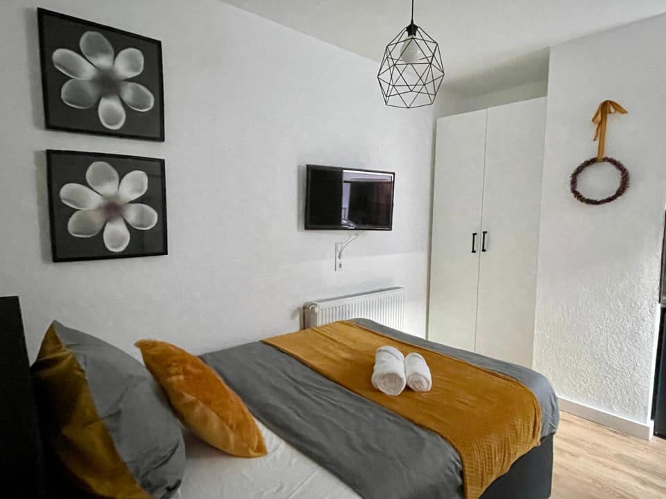 TV and multimedia, Photo of the whole room