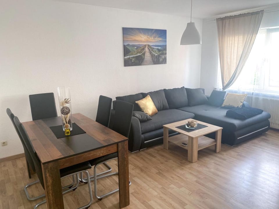 Zentrale 2-Zimmer Wohnung in Altstadt & Bahnhofsnähe ( überdachte Gartenterasse ) Apartment in Lubeck
