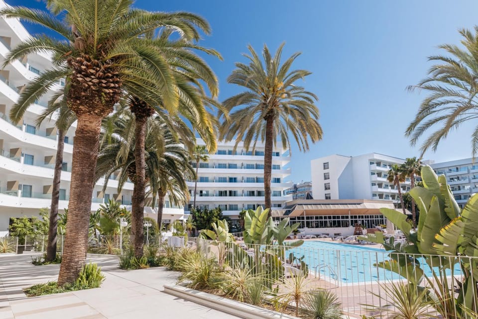 Property building, Swimming pool
